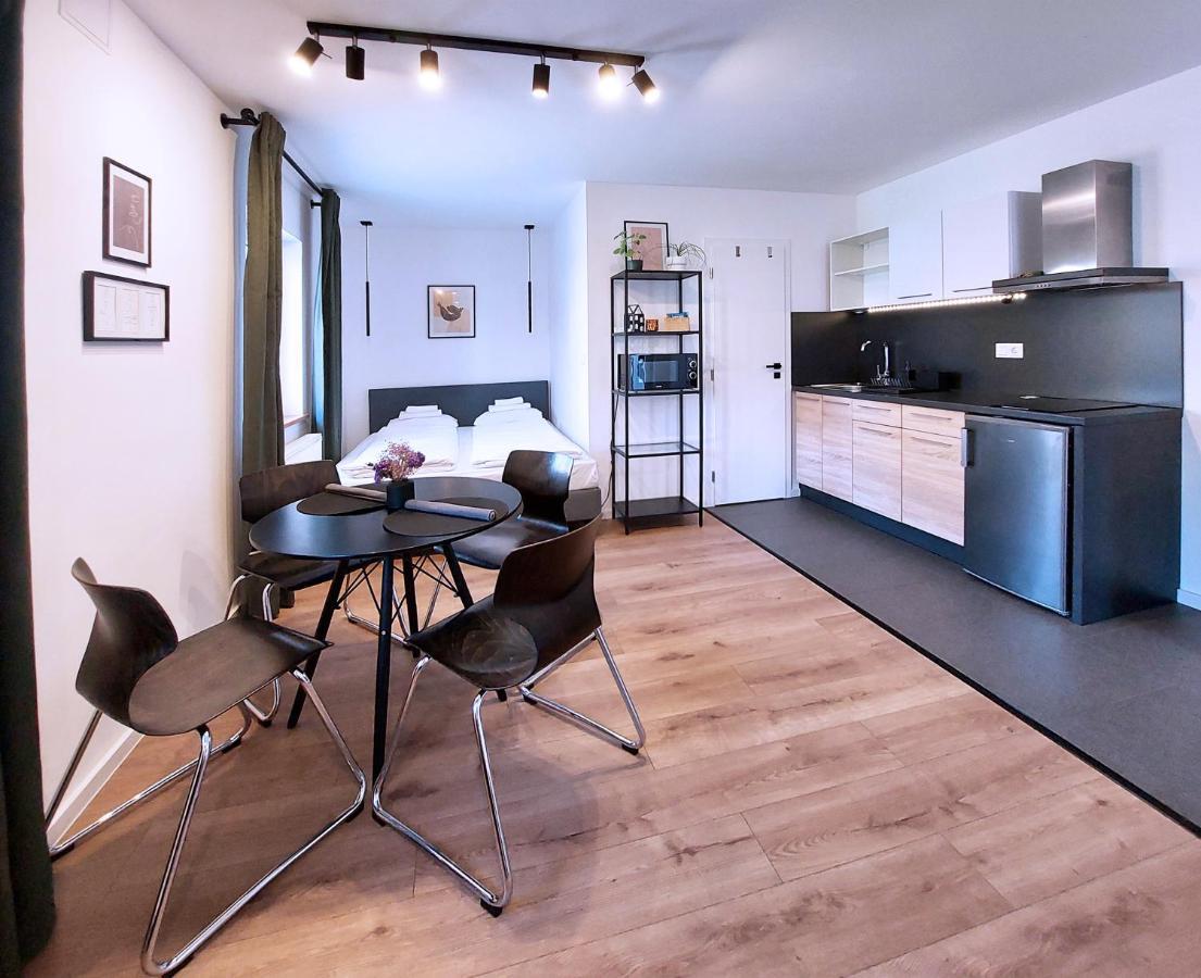 Lucina Apartment *